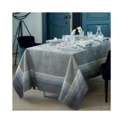 Nappe Isaphire Garnier Thiebaut 174x174cm - 2 Coloris